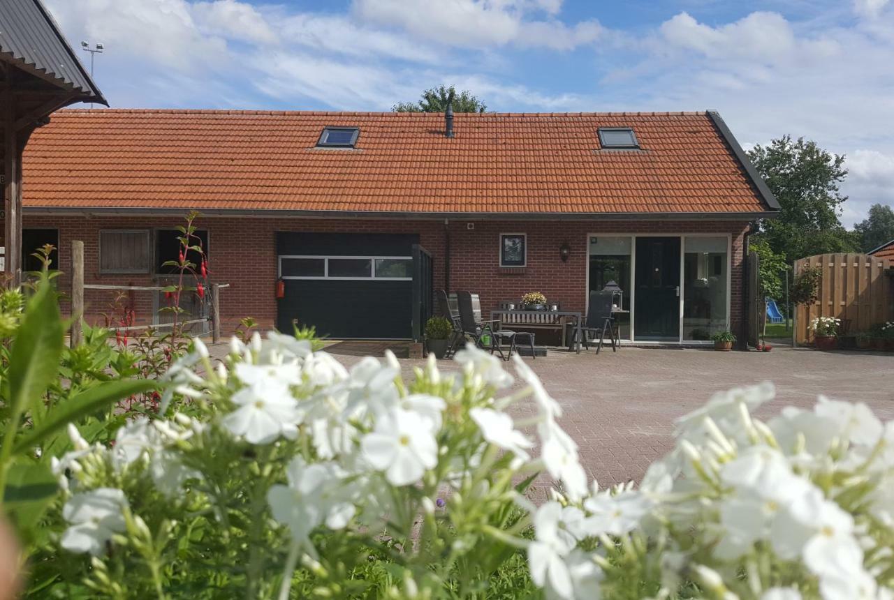 Vakantiehuis "Aan De Zandweg" Roderesch Екстериор снимка